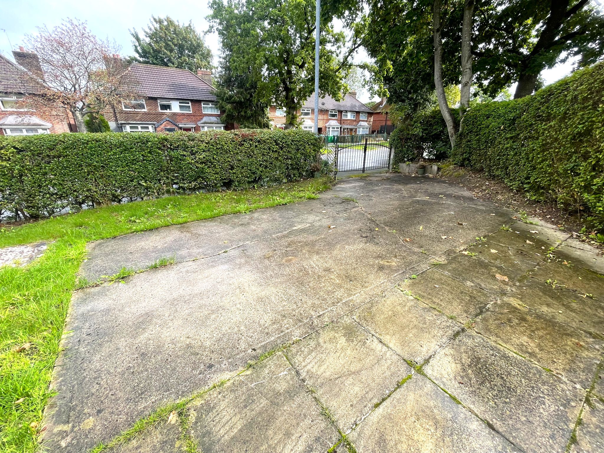 3 bedroom end terraced house For Sale in Manchester - Photograph 21.