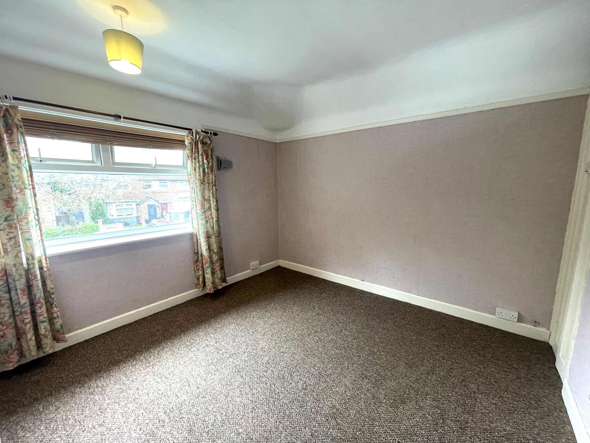 3 bedroom end terraced house For Sale in Manchester - Photograph 10.