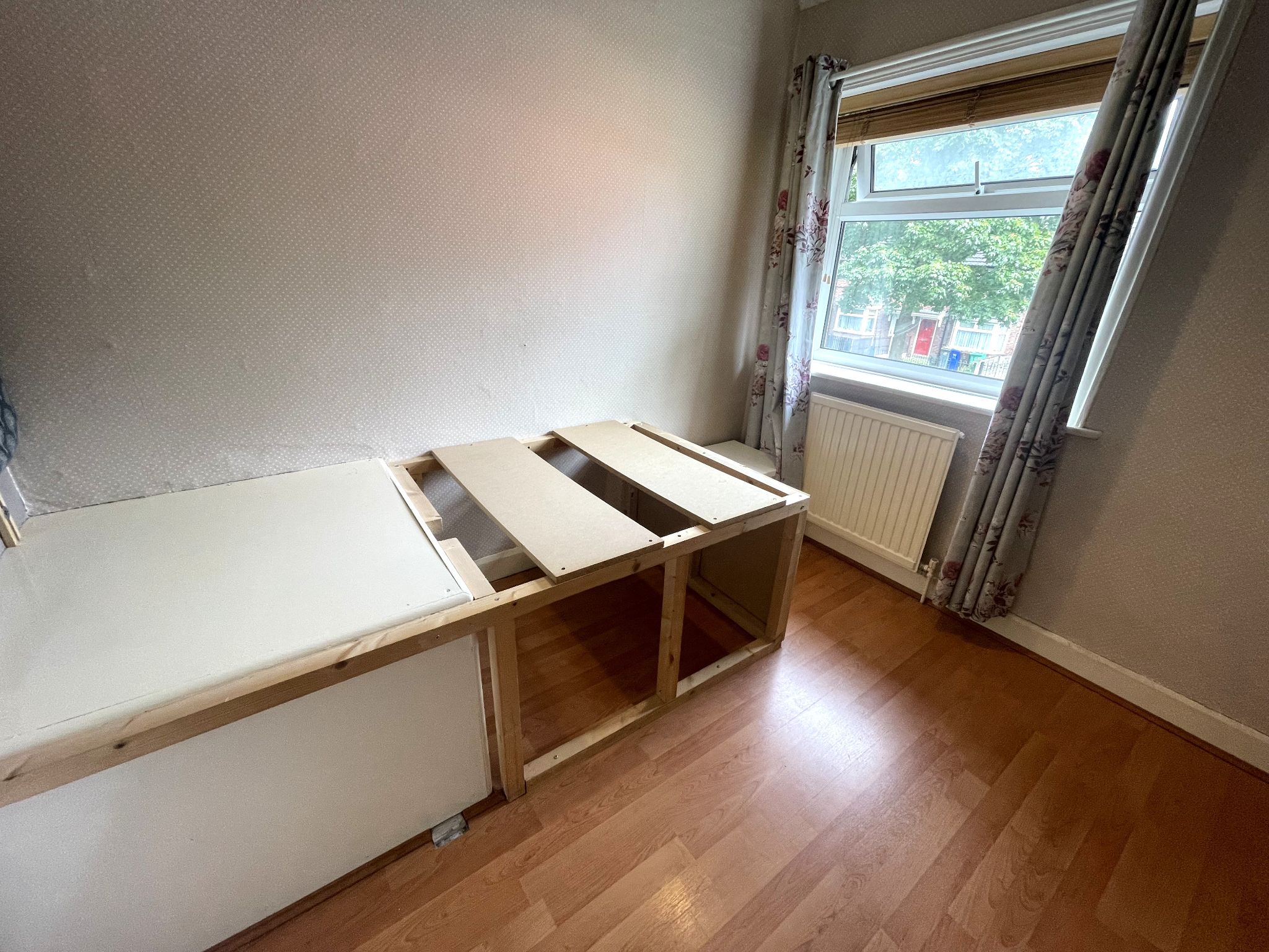 3 bedroom end terraced house For Sale in Manchester - Photograph 12.