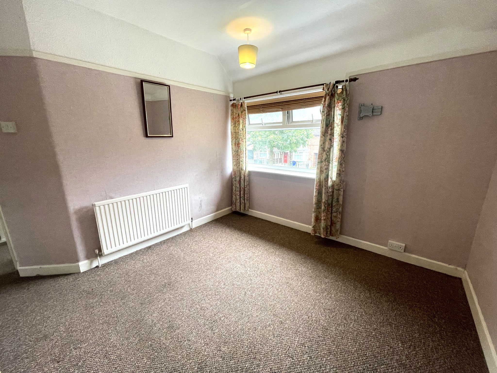 3 bedroom end terraced house For Sale in Manchester - Photograph 11.