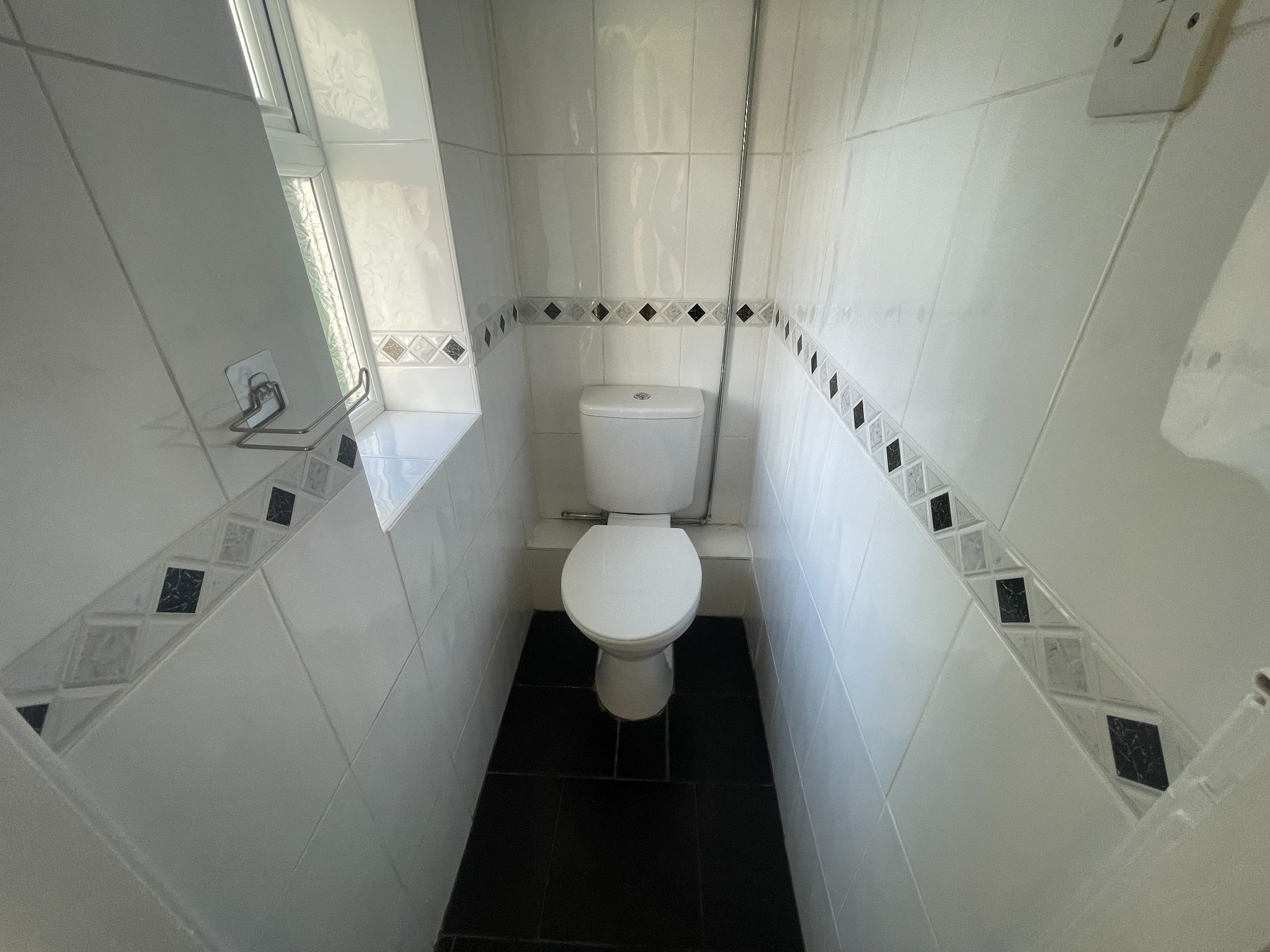 3 bedroom mid terraced house For Sale in Manchester - Photograph 9.