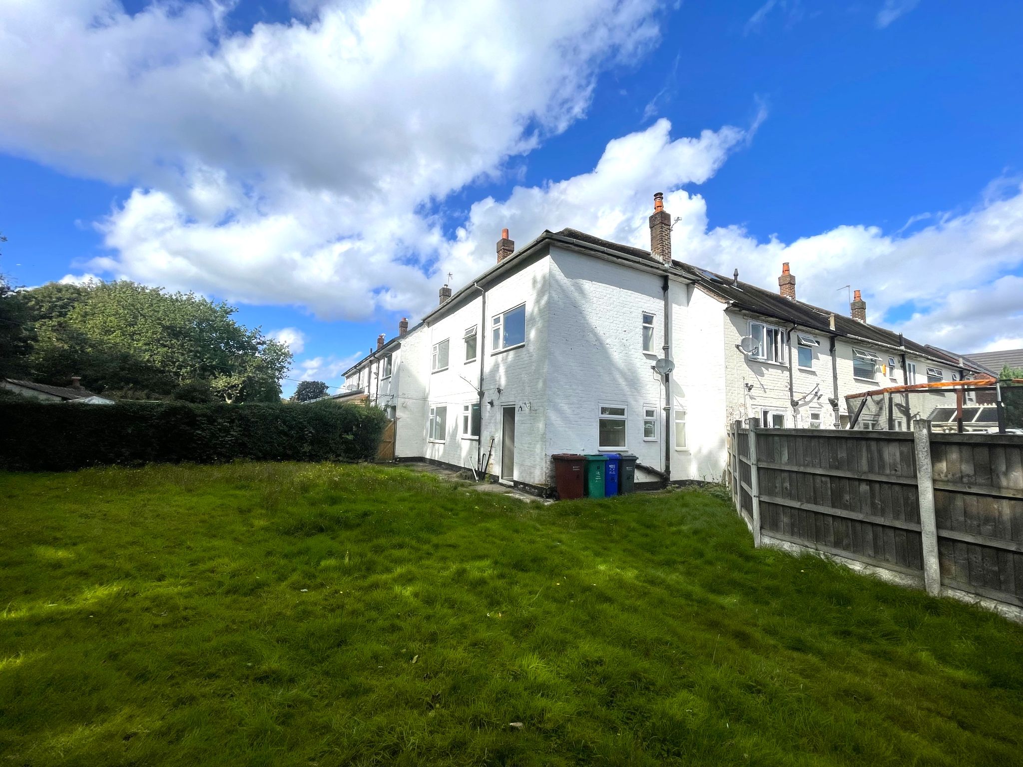 3 bedroom mid terraced house For Sale in Manchester - Photograph 22.