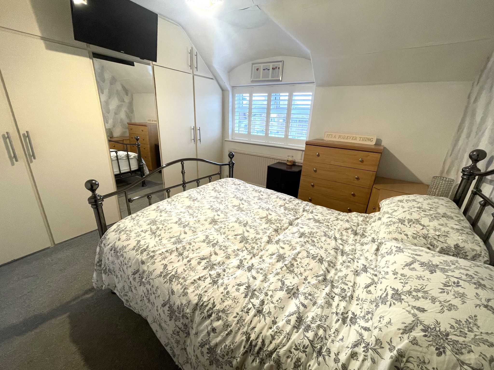3 bedroom mid terraced house For Sale in Manchester - Photograph 21.
