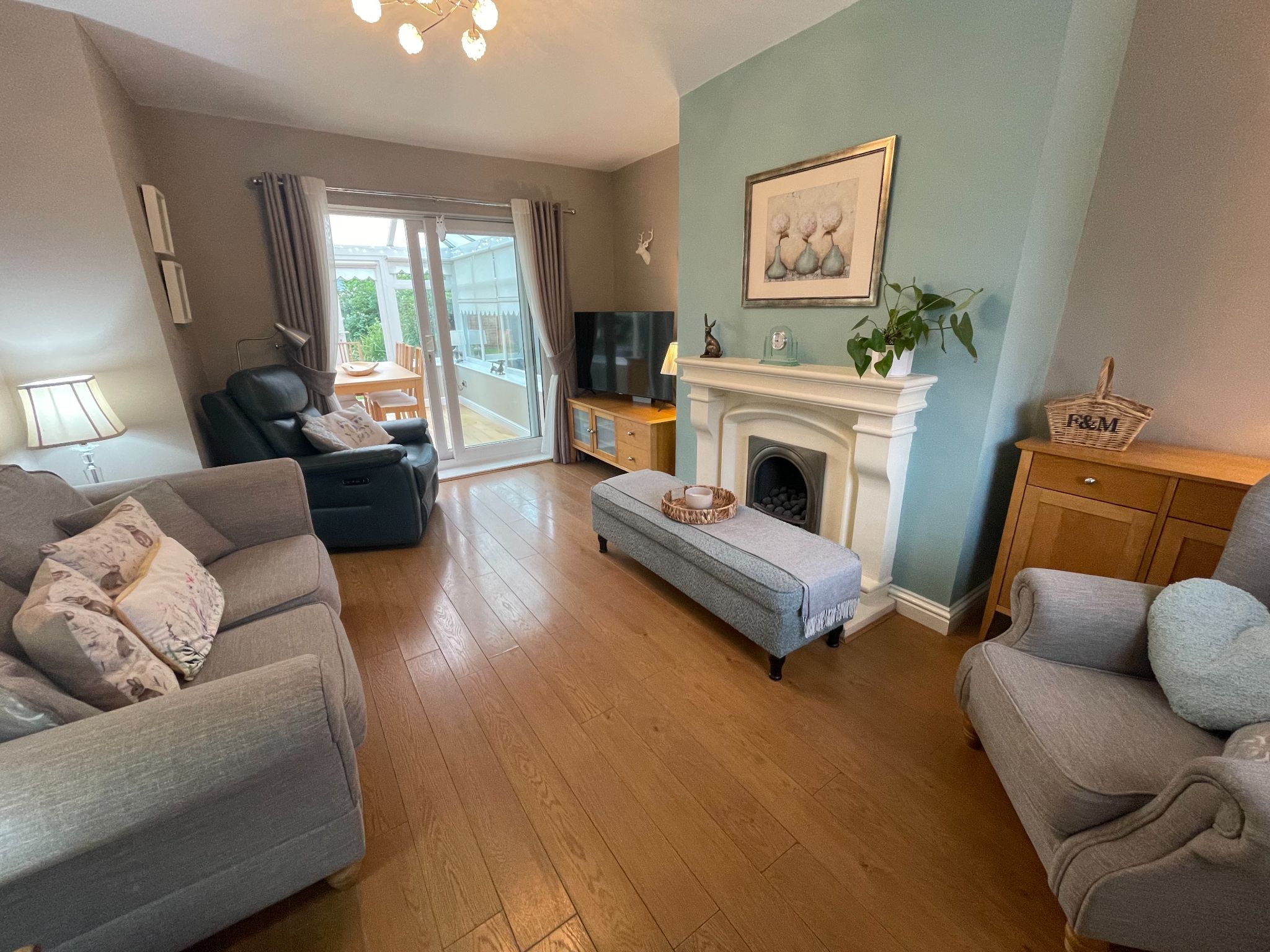 3 bedroom mid terraced house For Sale in Manchester - Property photograph.