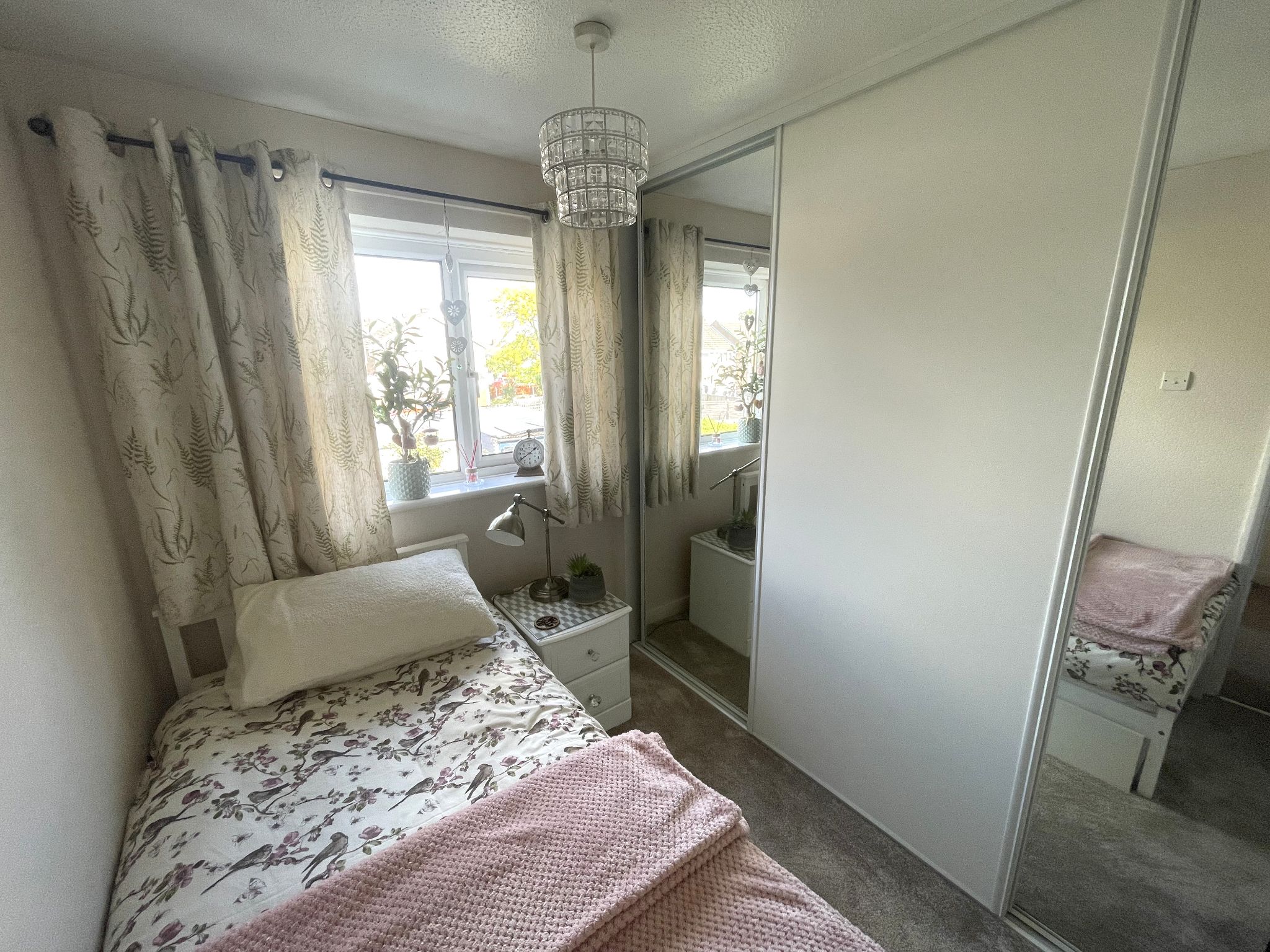 3 bedroom mid terraced house For Sale in Manchester - Photograph 11.