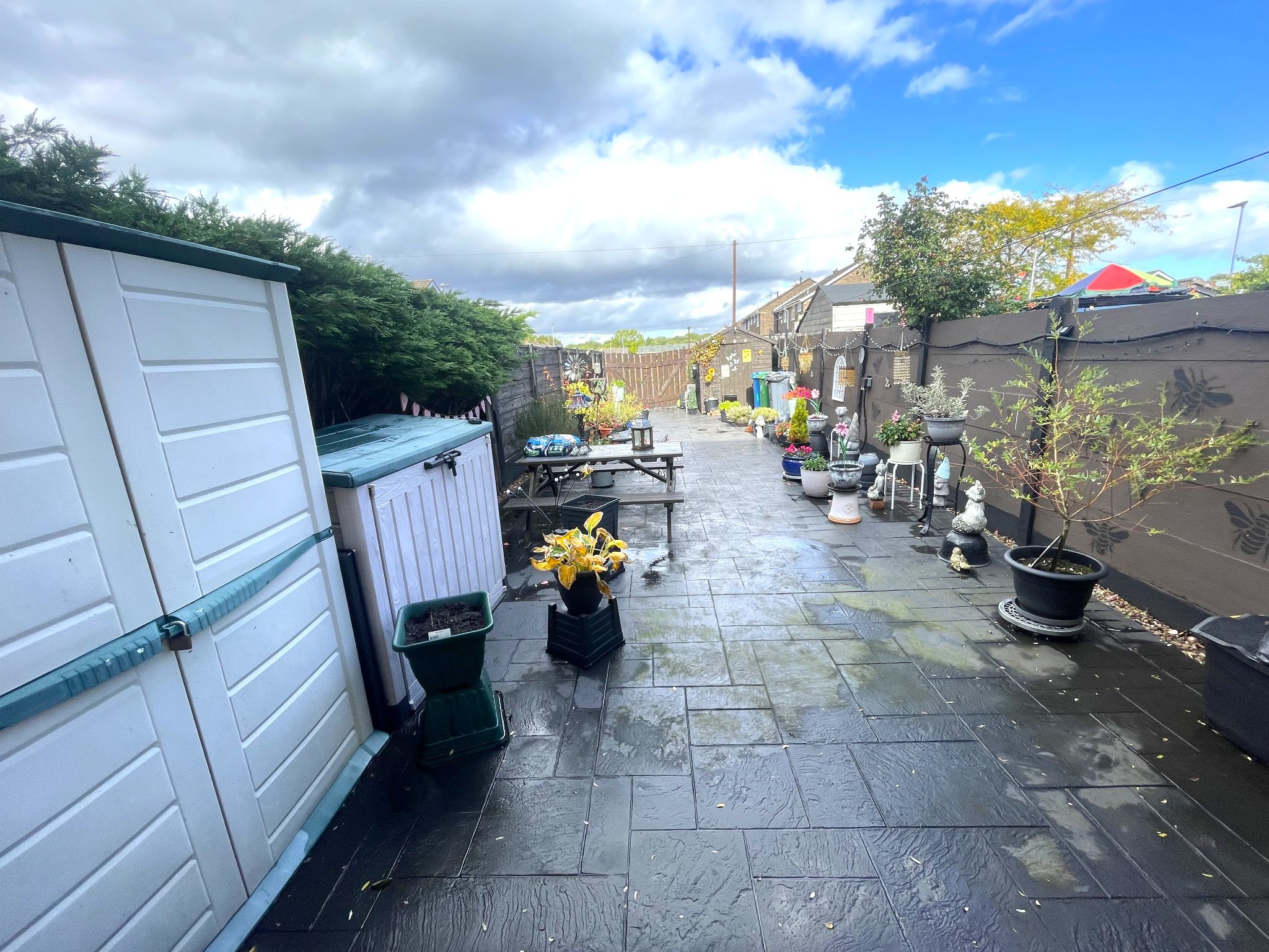 3 bedroom mid terraced house For Sale in Manchester - Photograph 15.
