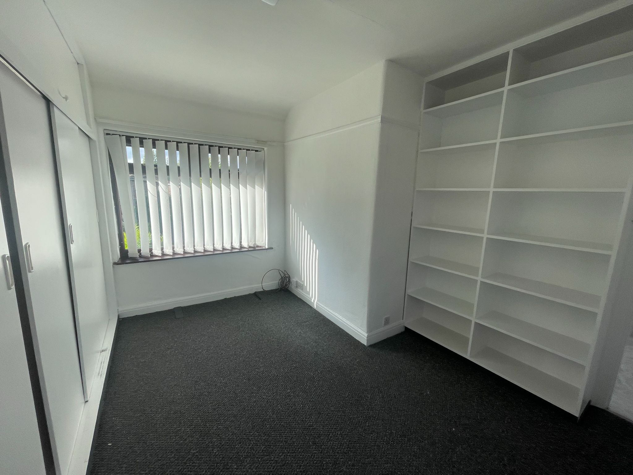 3 bedroom semi-detached house For Sale in Manchester - Photograph 12.