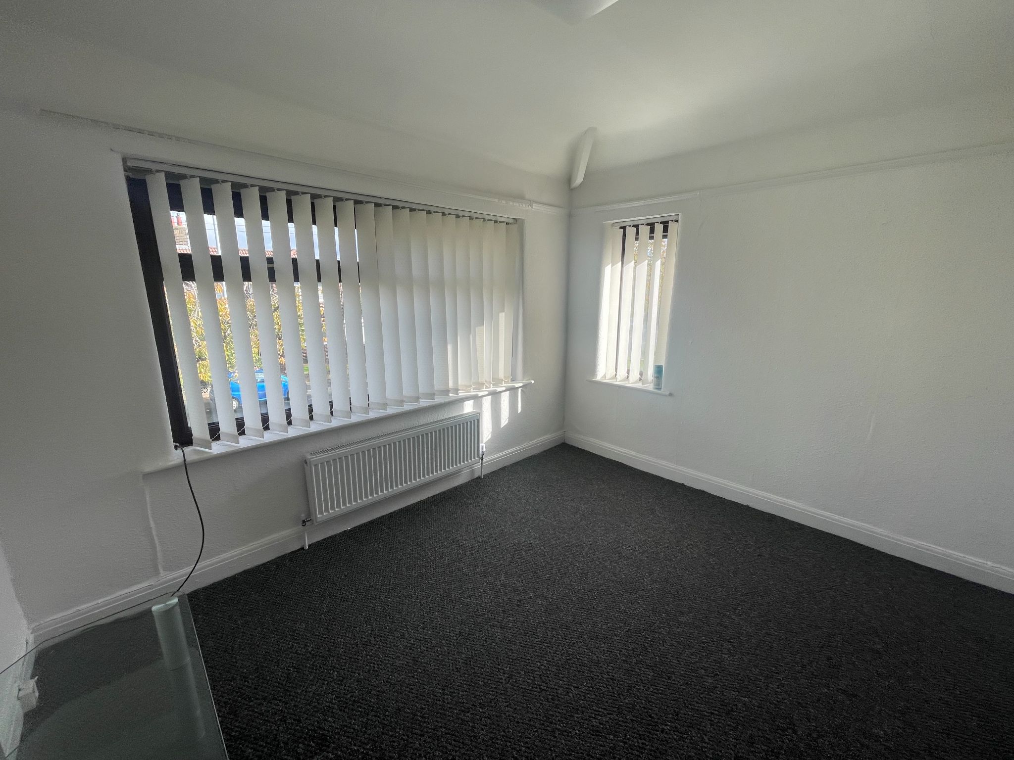 3 bedroom semi-detached house For Sale in Manchester - Photograph 15.