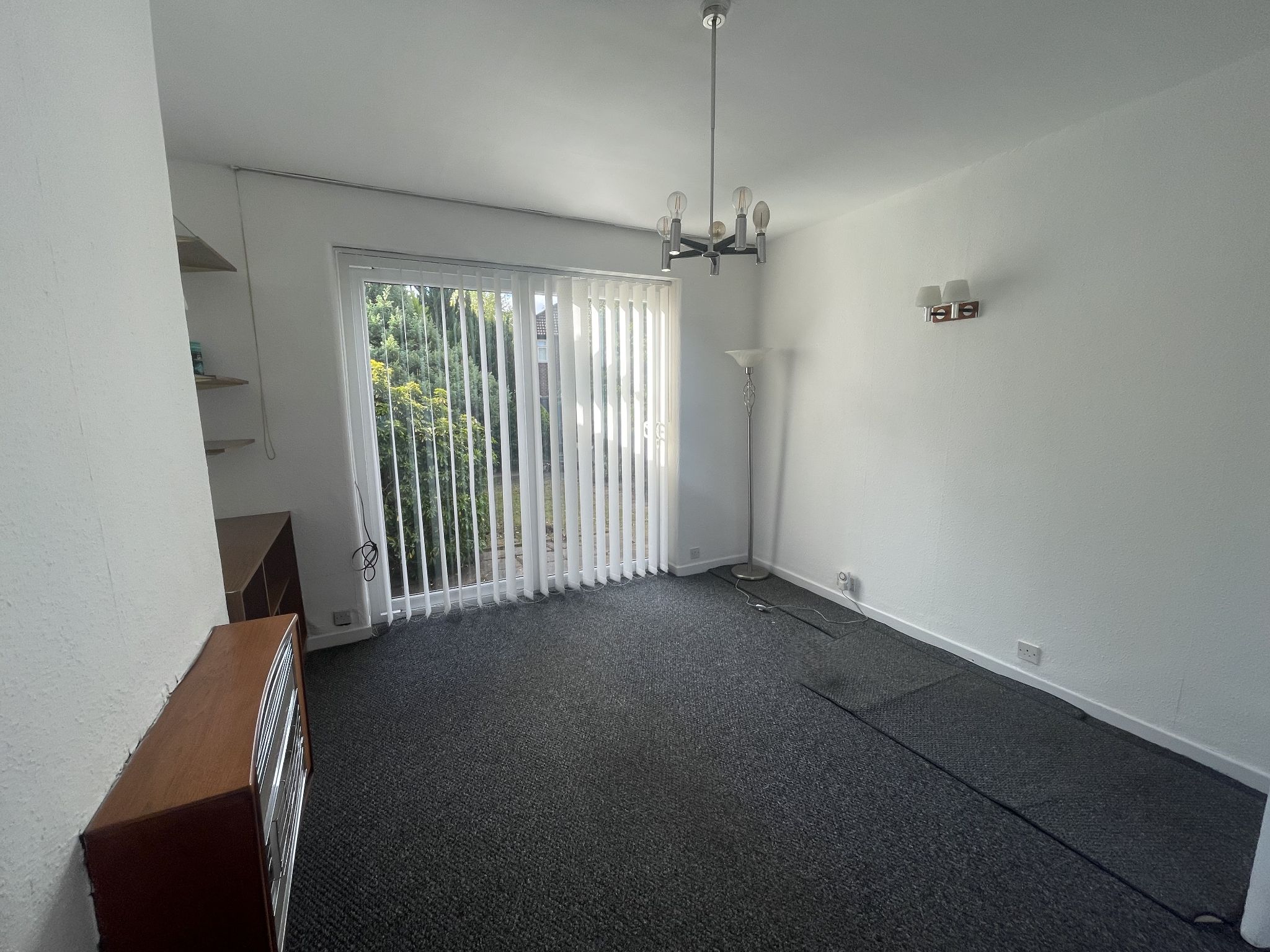 3 bedroom semi-detached house For Sale in Manchester - Property photograph.