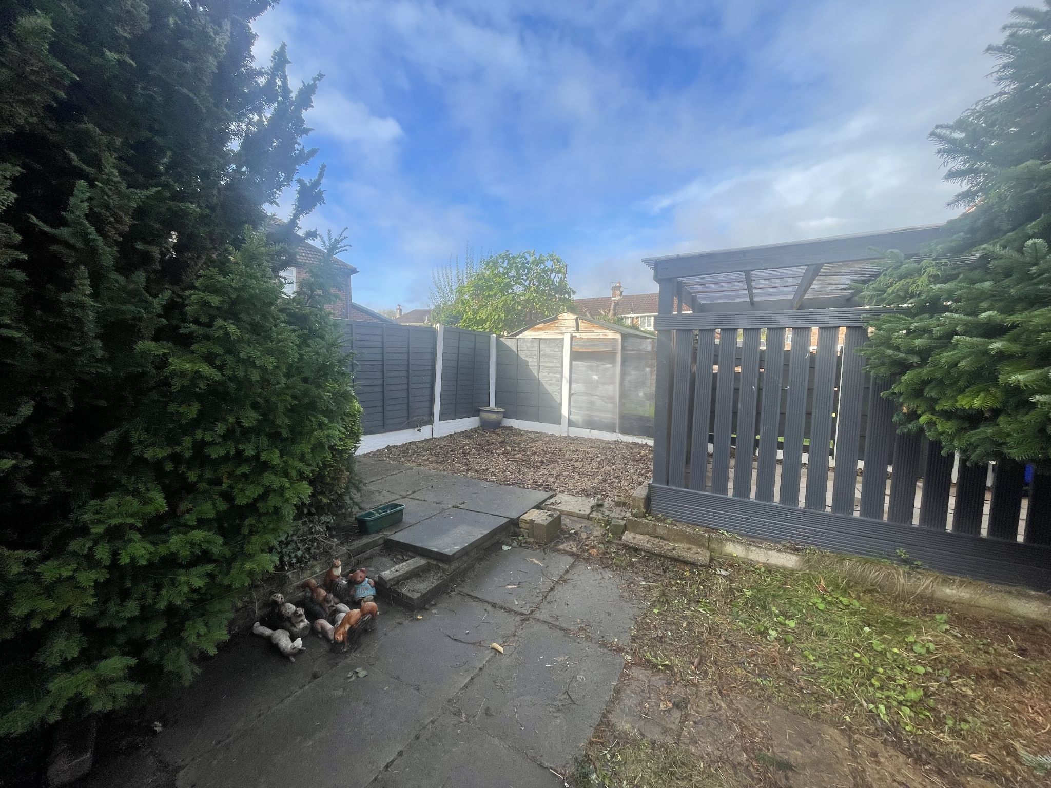 3 bedroom semi-detached house For Sale in Manchester - Photograph 31.