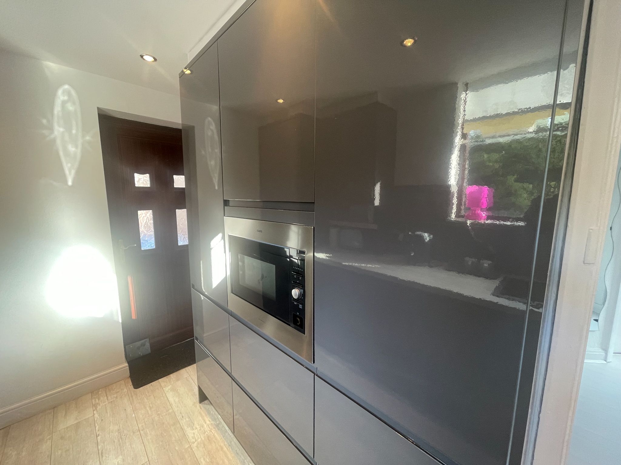 3 bedroom semi-detached house For Sale in Manchester - Photograph 35.