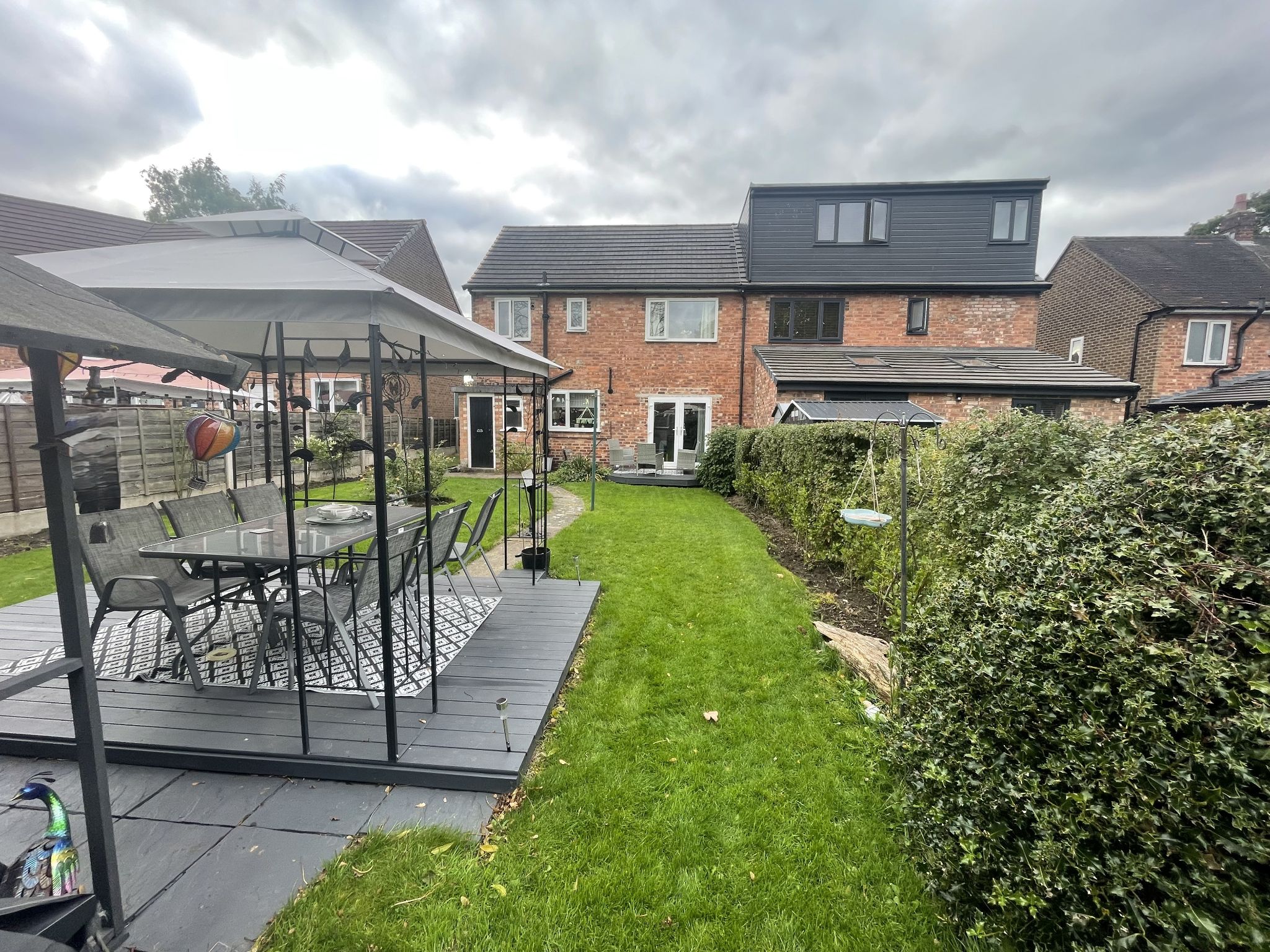 3 bedroom semi-detached house For Sale in Manchester - Photograph 23.