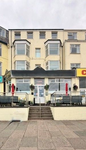 30 Bed Hotel For Sale - Photograph 6