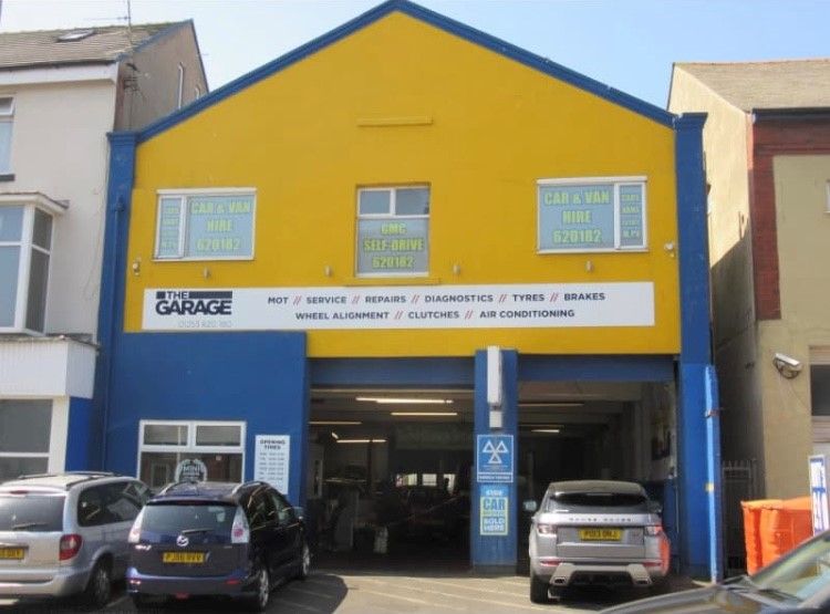 Garage For Sale - Photograph 1