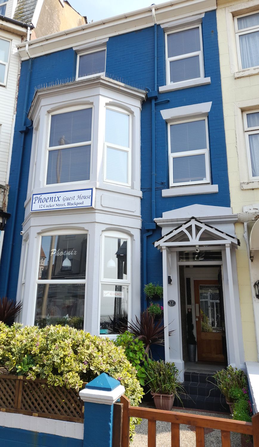 10 Bed Hotel For Sale - Photograph 1