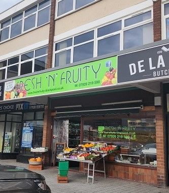 Retail To Rent - Photograph 1