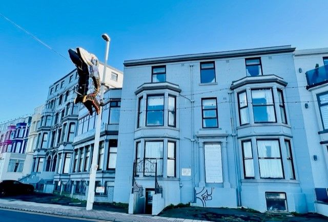 62 Bed Hotel For Sale - Photograph 1