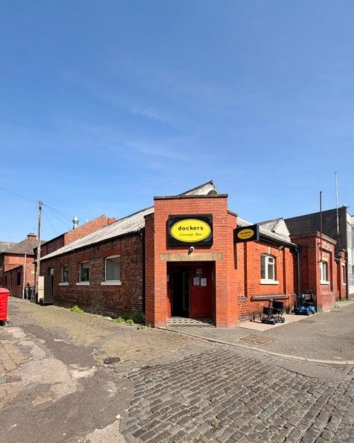 Public House For Sale - Photograph 14