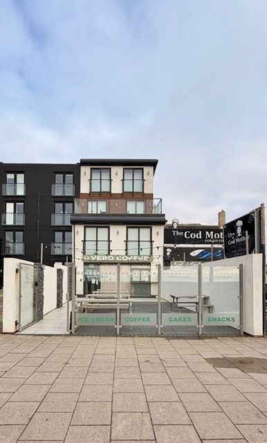 6 Bed Holiday Flats For Sale - Photograph 1