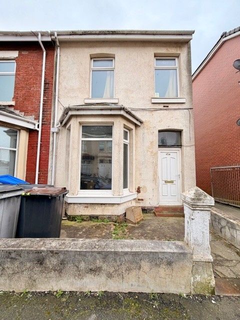 Commercial Property For Sale - Photograph 1