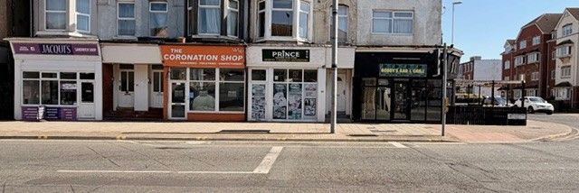 Retail For Sale - Photograph 27