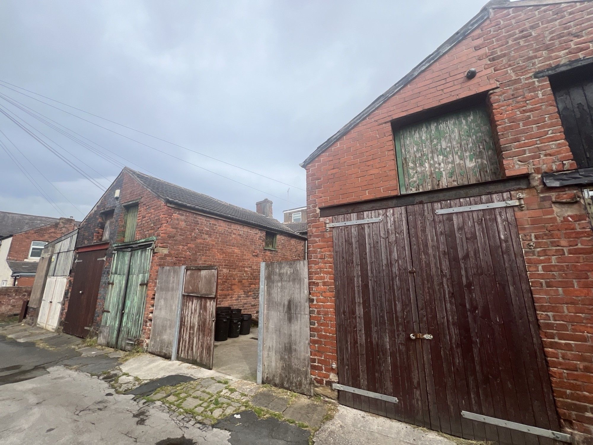 Industrial Units For Sale - Photograph 3