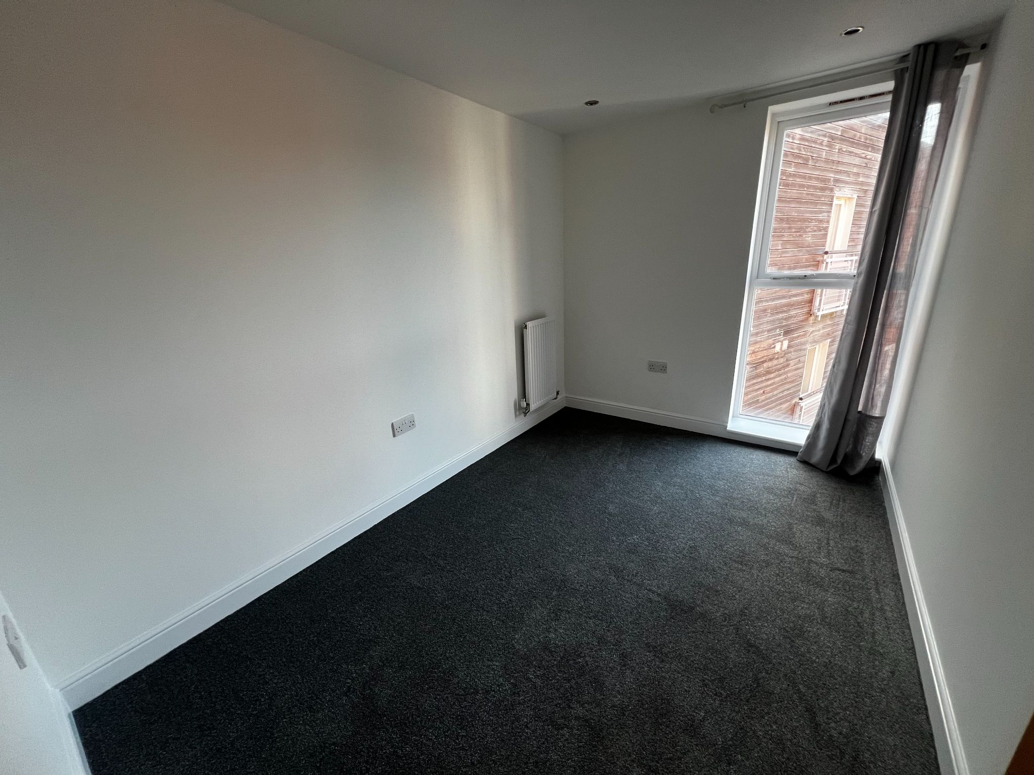 2 bedroom apartment flat/apartment Under Offer in Ipswich - Photograph 8.
