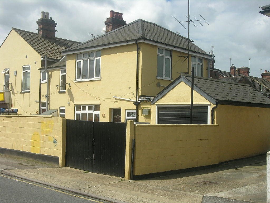 1 bedroom flat flat/apartment Under Offer in Ipswich - Photograph 1.