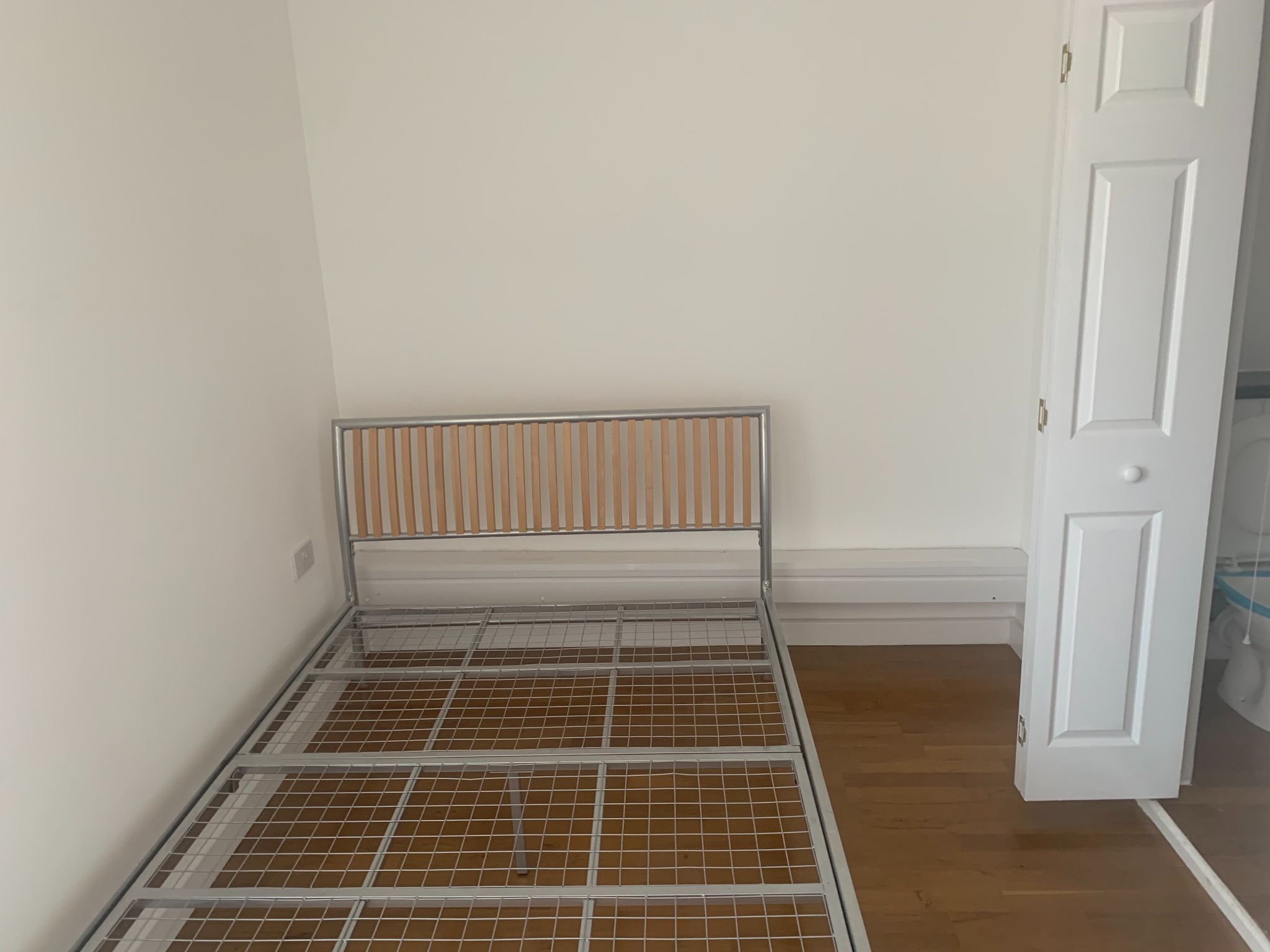 1 bedroom flat flat/apartment Under Offer in Ipswich - Photograph 5.