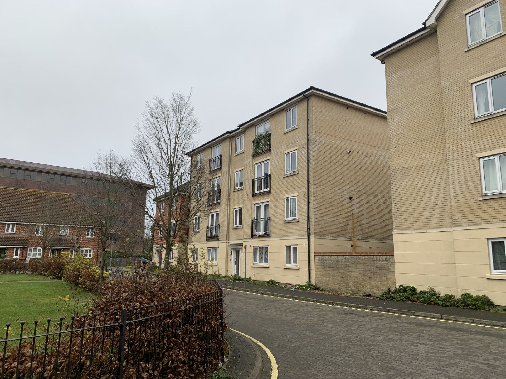 2 bedroom apartment flat/apartment To Let in Ipswich - Property photograph.