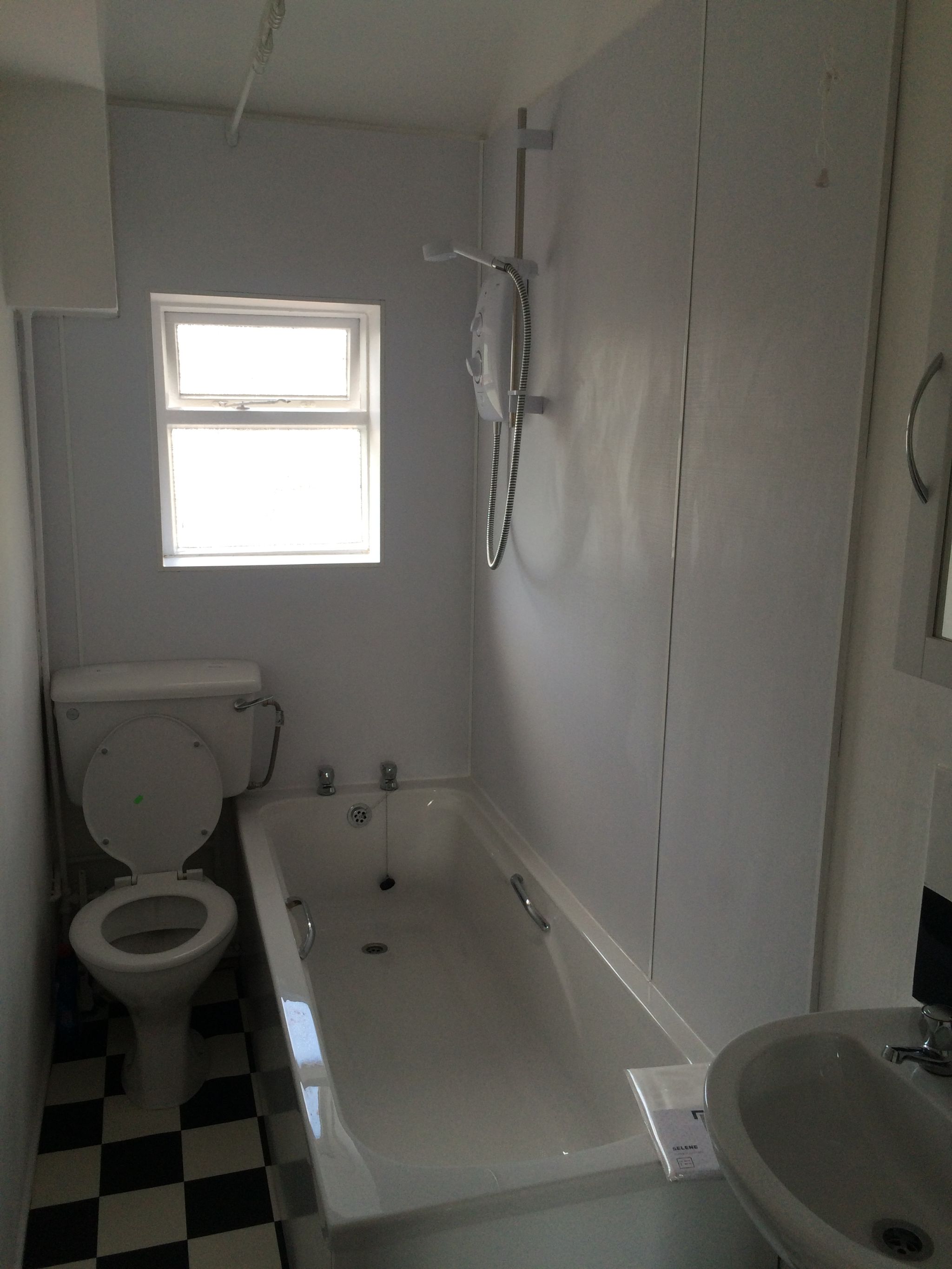 1 bedroom barn conversion house To Let in Ipswich - Photograph 6.