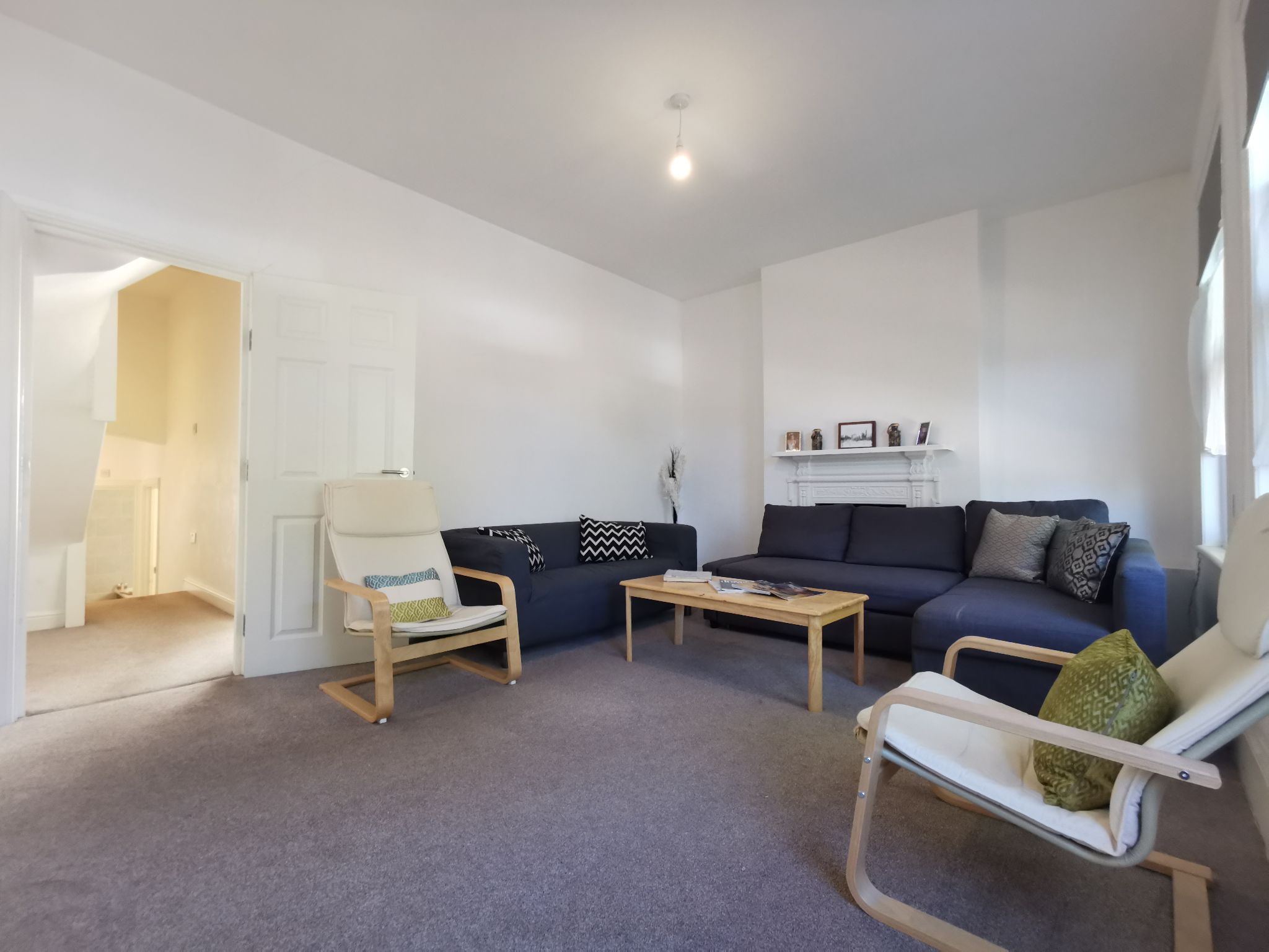 2 bedroom flat flat/apartment To Let in Willesden - Property photograph