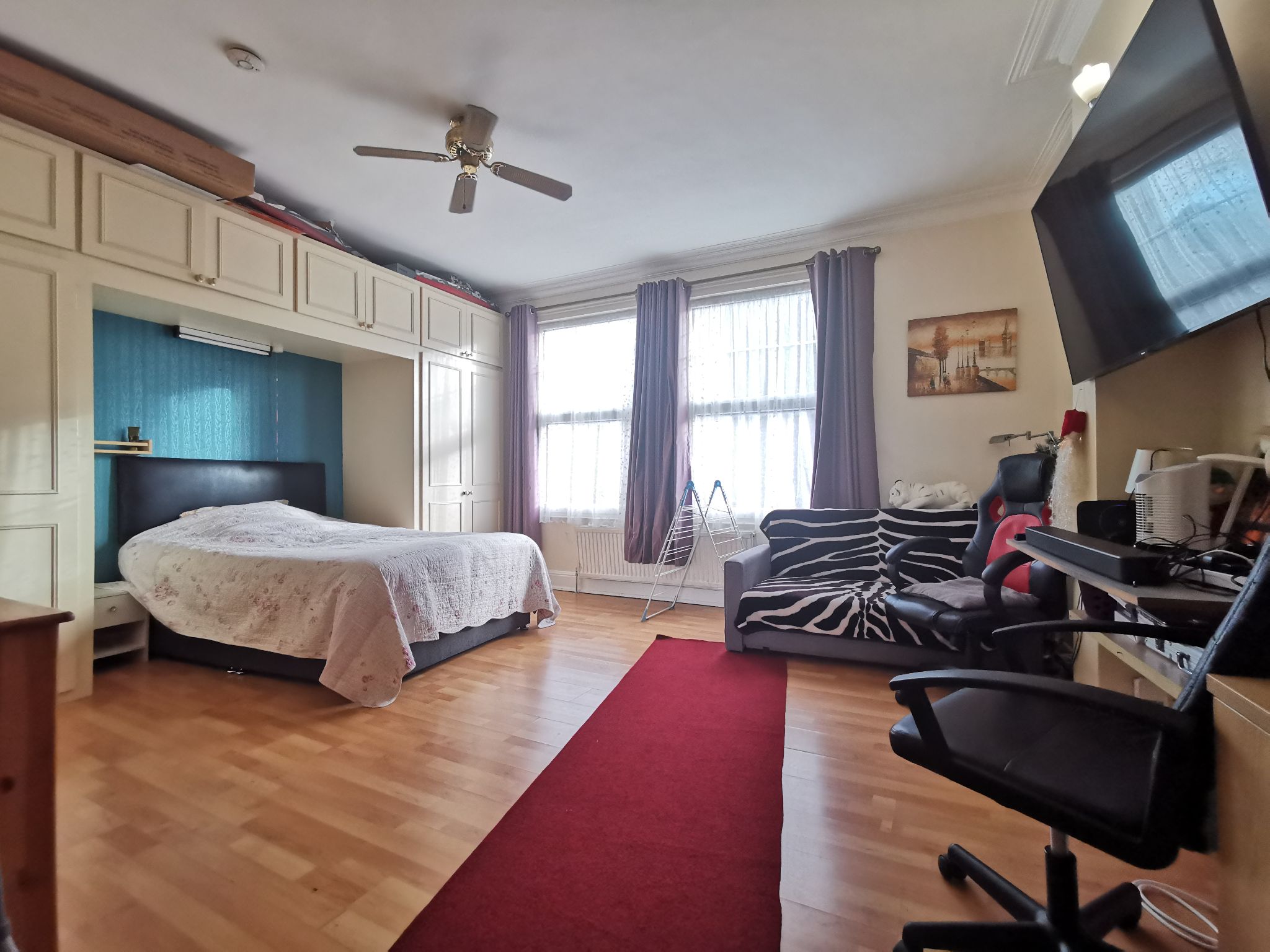 1 bedroom studio flat/apartment To Let in Willesden Green - Photograph 1