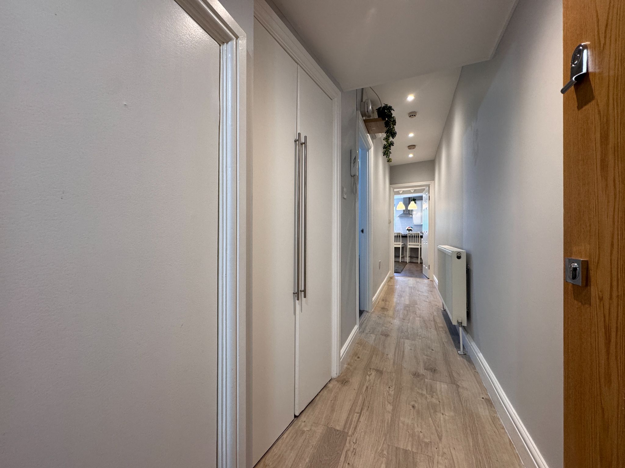 1 bedroom apartment flat/apartment To Let in Willesden - Photograph 5