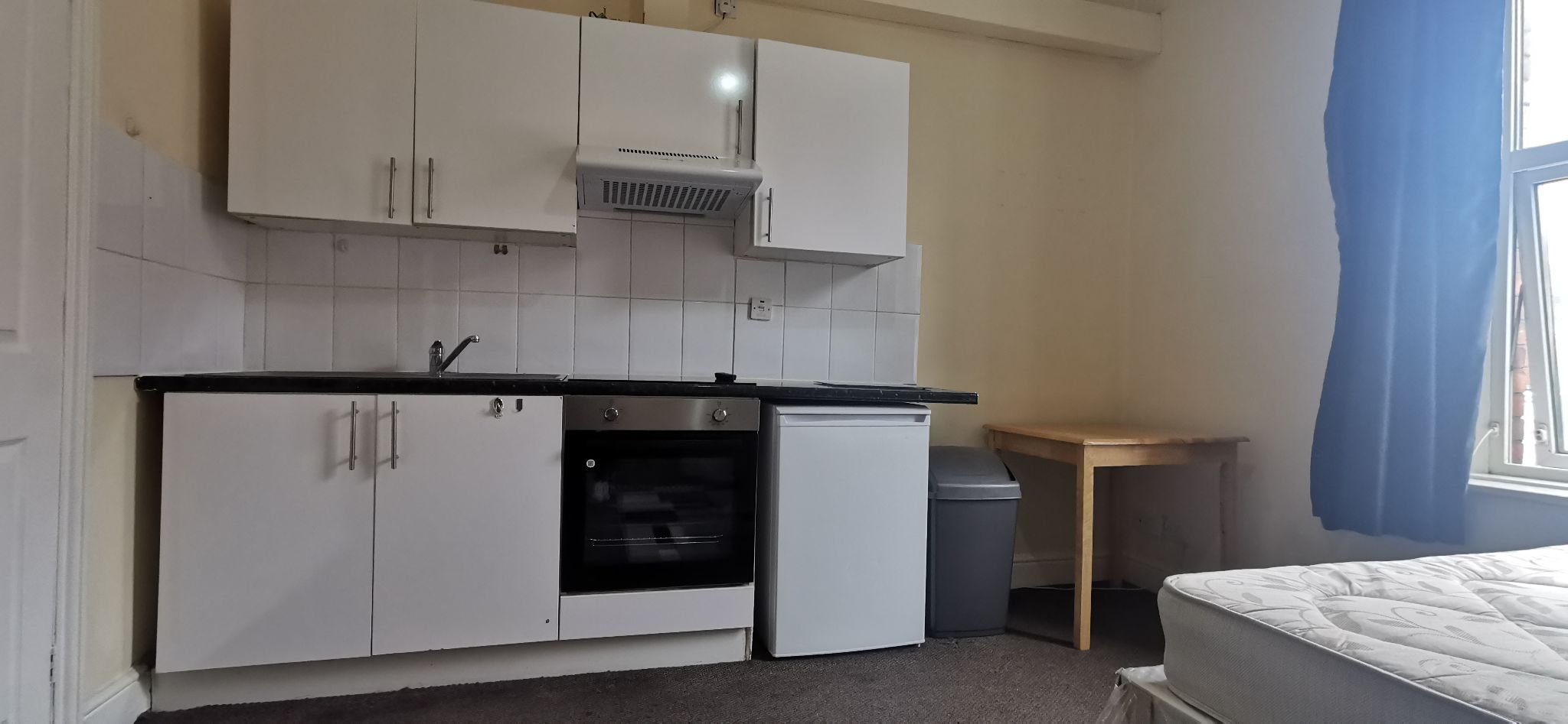 1 bedroom studio flat/apartment To Let in Willesden Green - Property photograph
