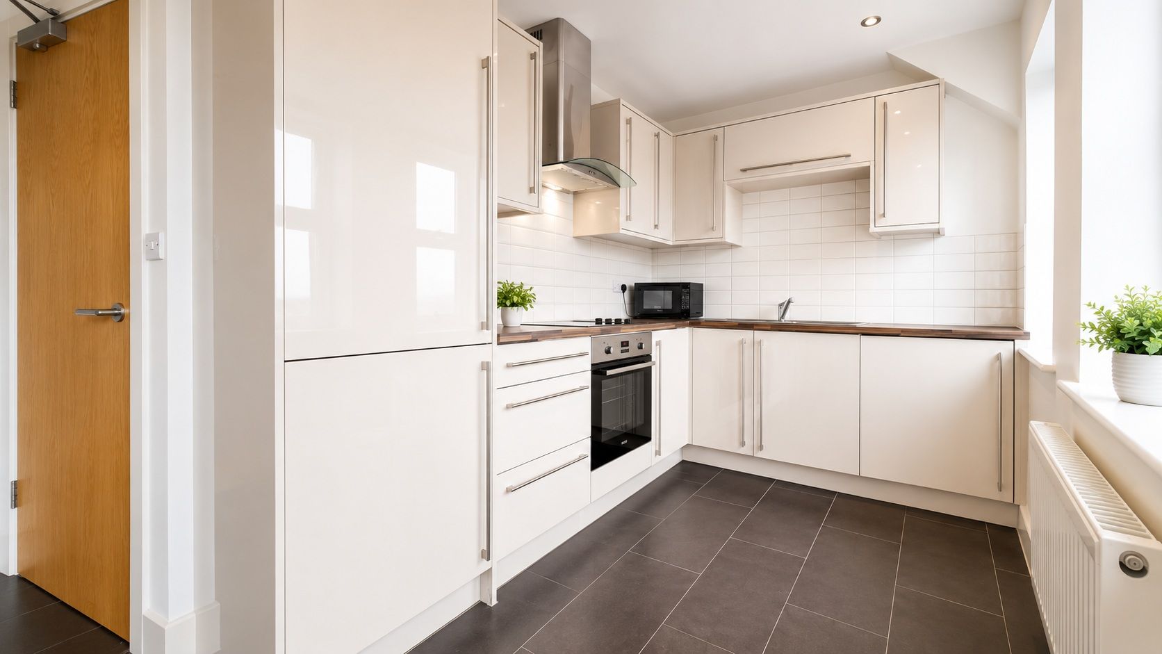 3 bedroom flat flat/apartment To Let in Willesden - Property photograph