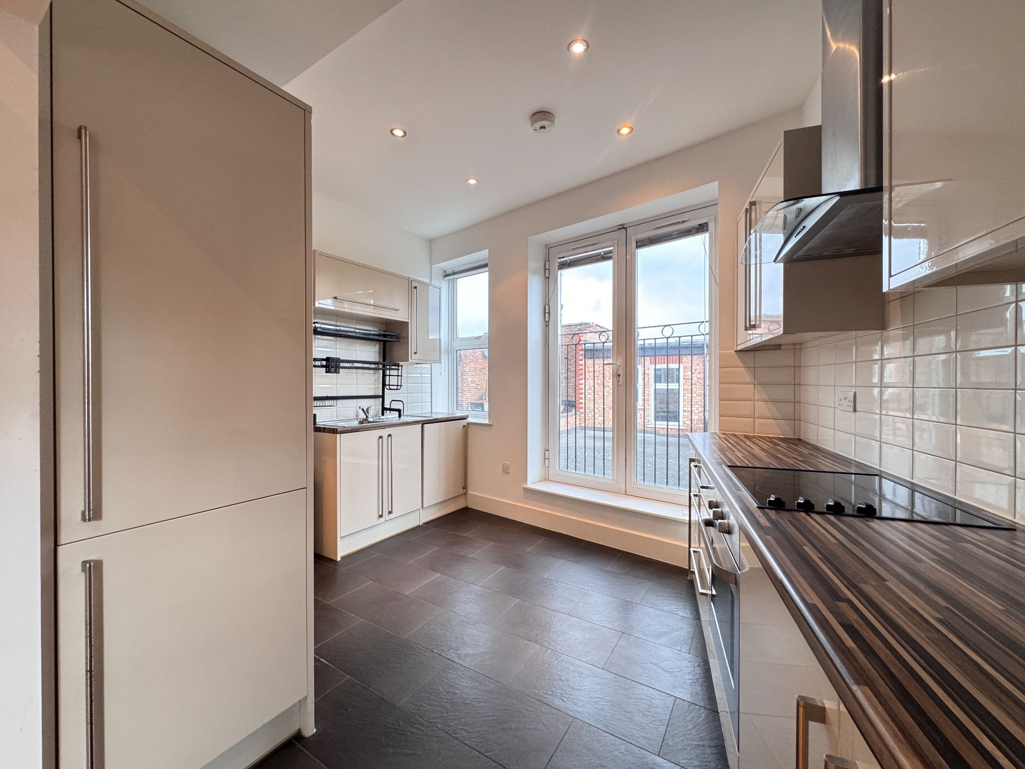 2 bedroom flat flat/apartment To Let in Willesden Green - Property photograph