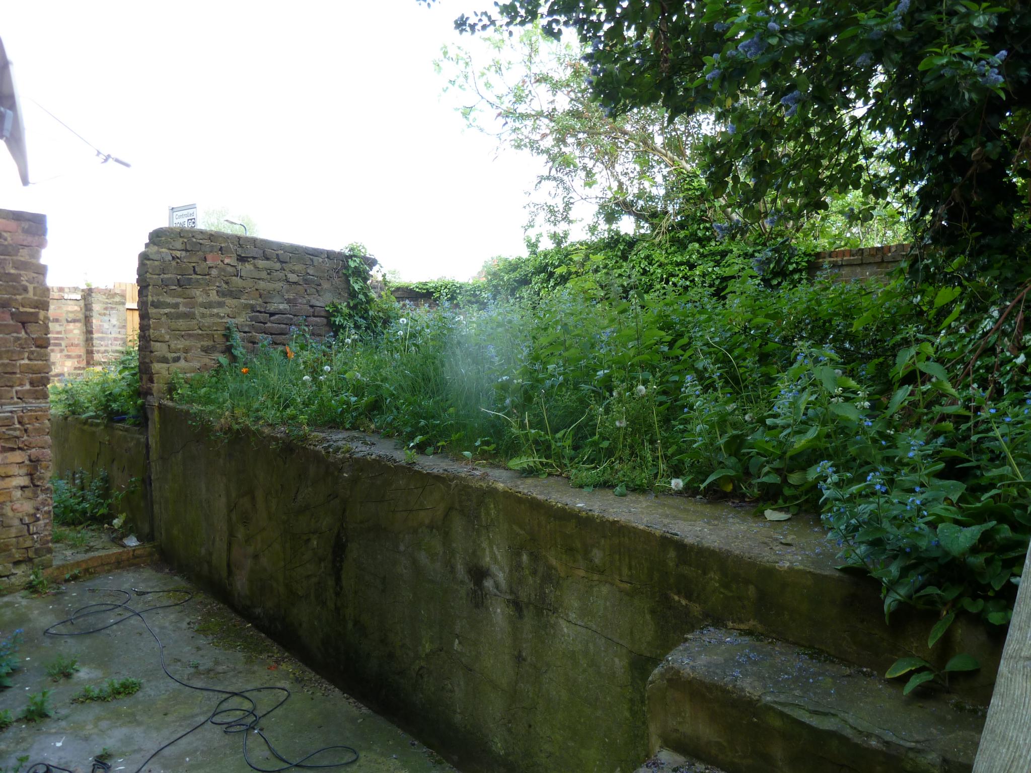 1 bedroom flat flat/apartment To Let in Willesden - OUTDOOR SPACE