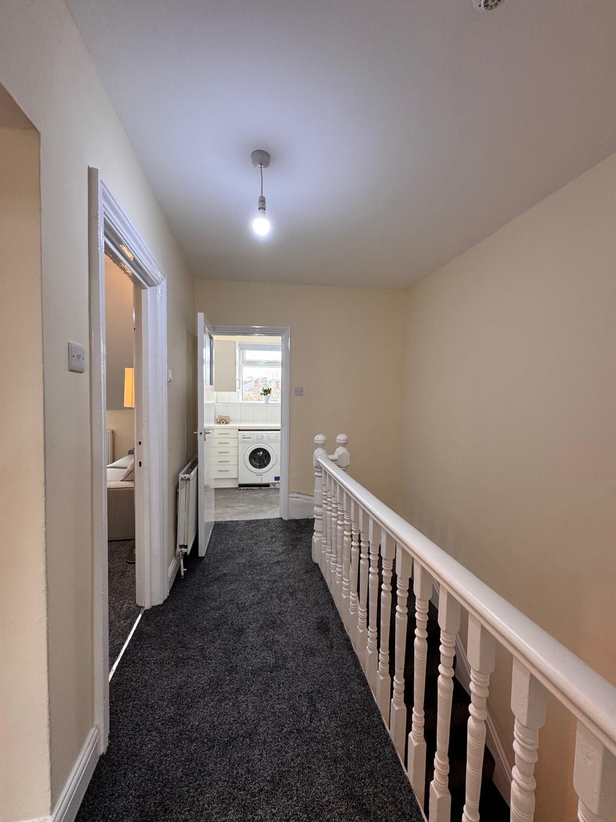 2 bedroom flat flat/apartment To Let in Cricklewood - Photograph 13
