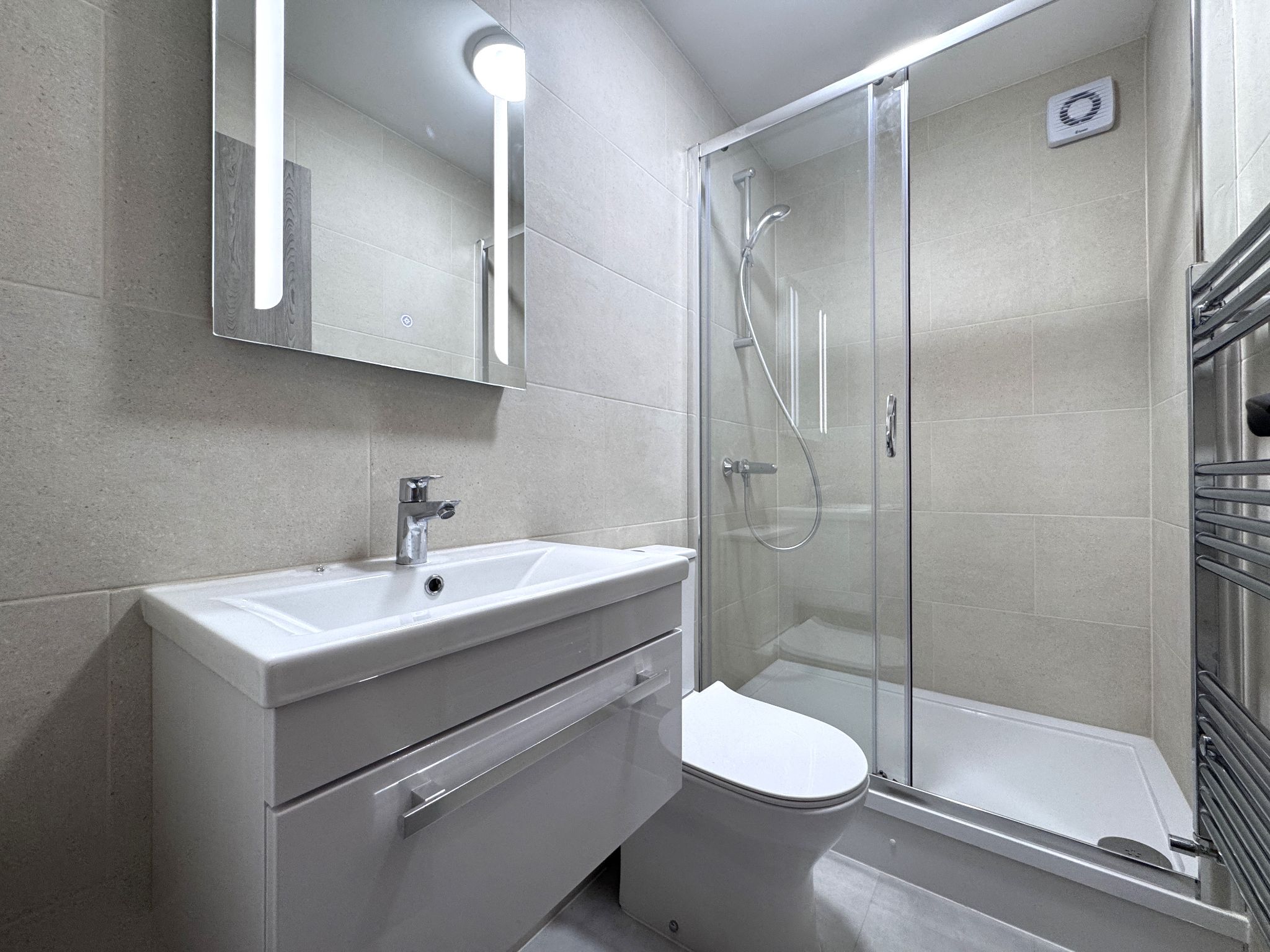 1 bedroom apartment flat/apartment To Let in Willesden - Photograph 6