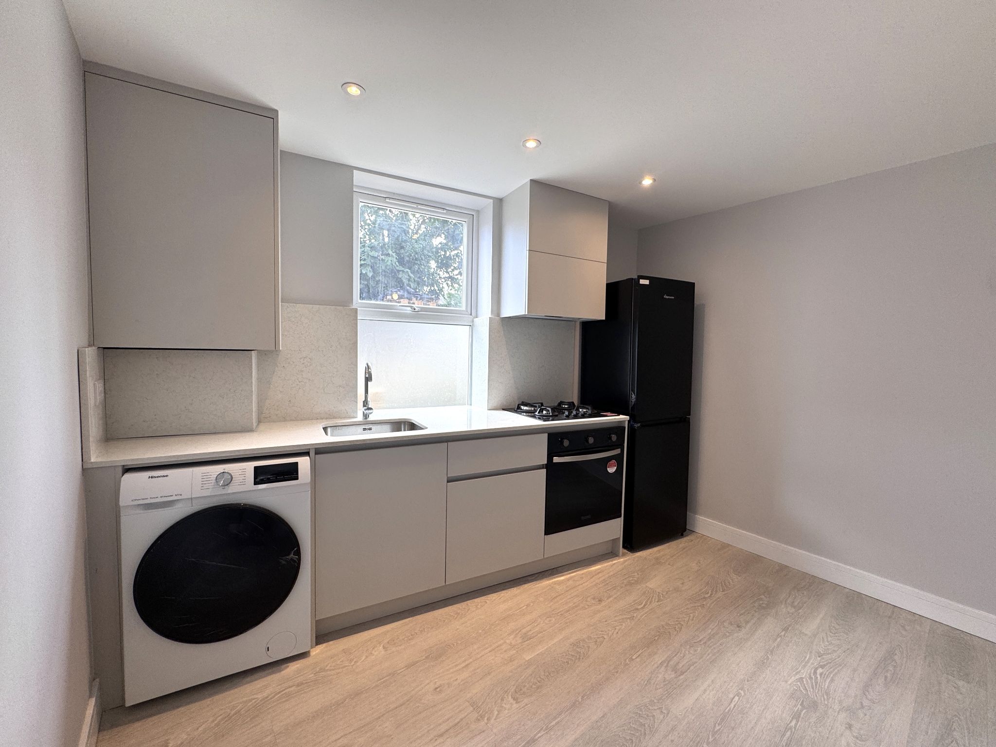 1 bedroom apartment flat/apartment To Let in Willesden - Property photograph