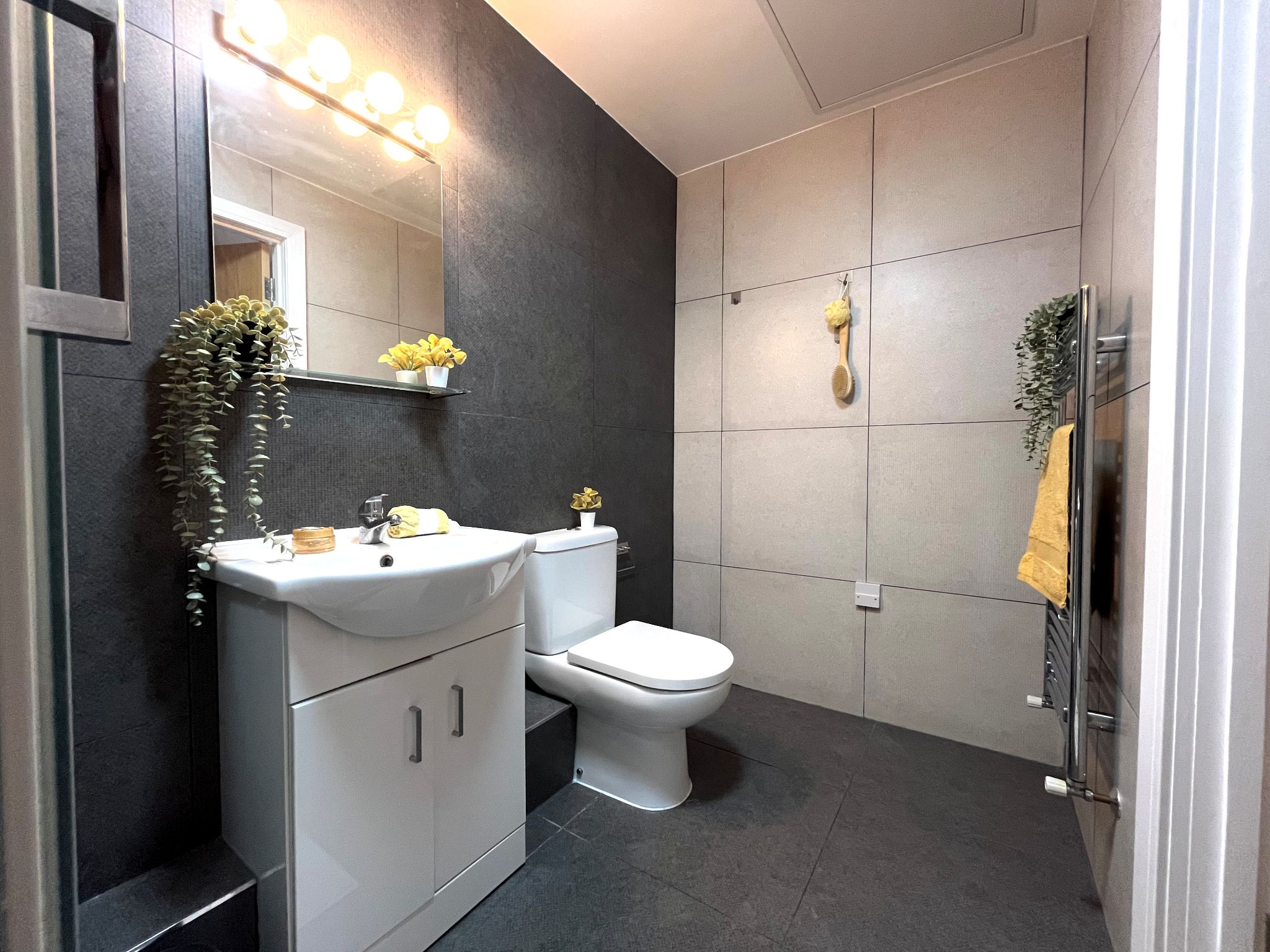 1 bedroom flat flat/apartment To Let in Kingsbury - Photograph 4