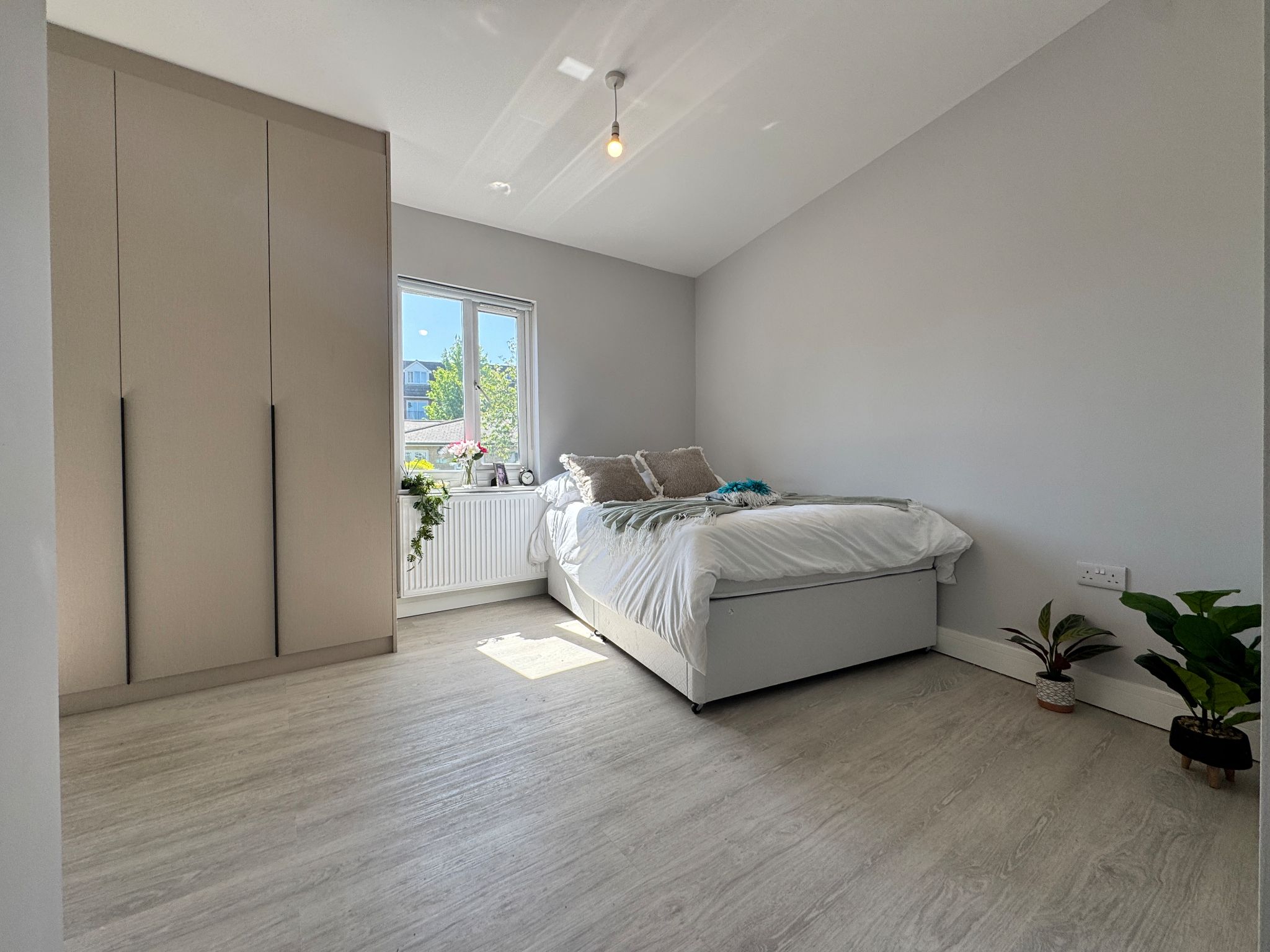 1 bedroom studio flat/apartment To Let in Willesden - Property photograph