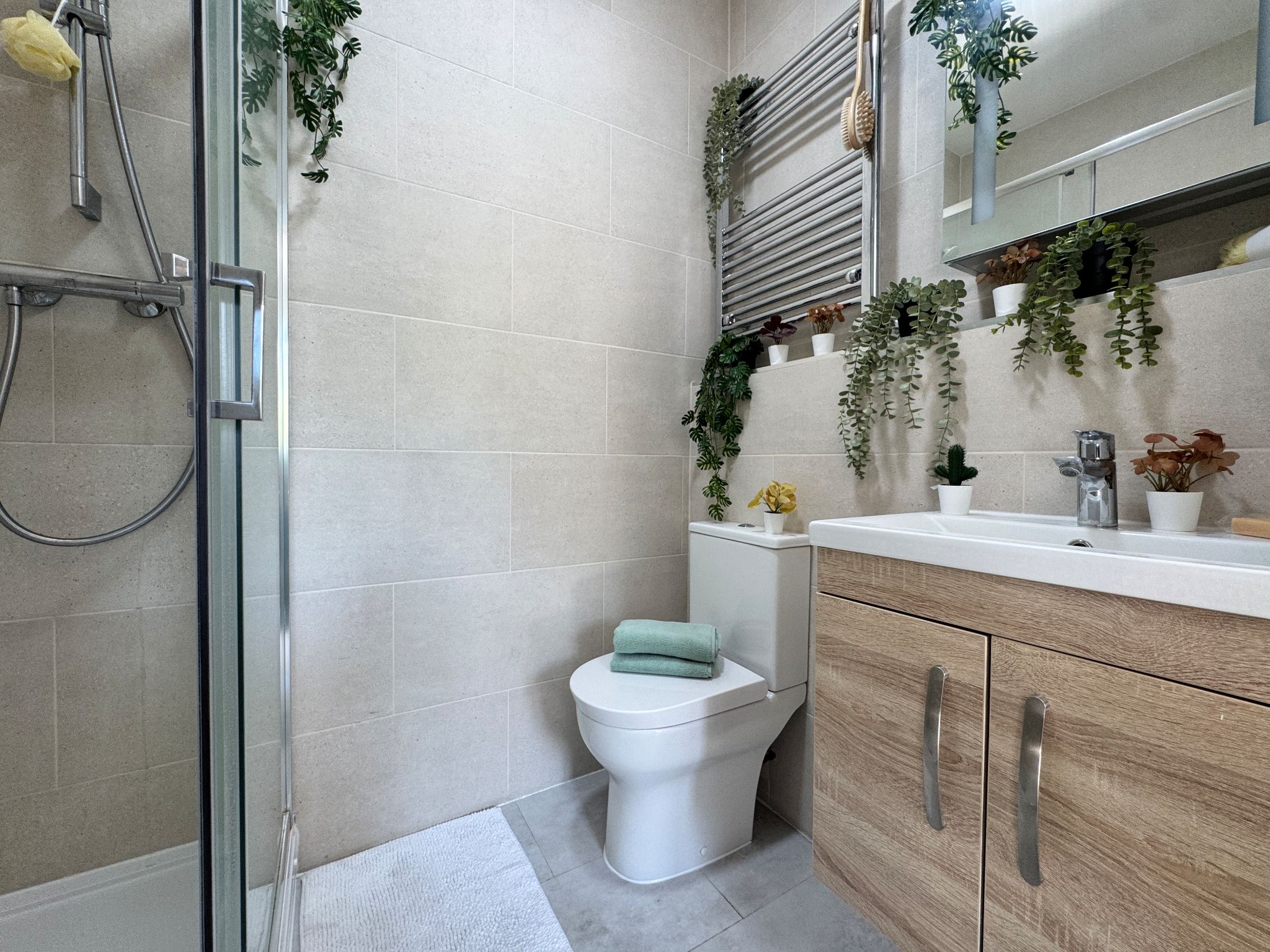1 bedroom studio flat/apartment Let in Willesden - Photograph 6
