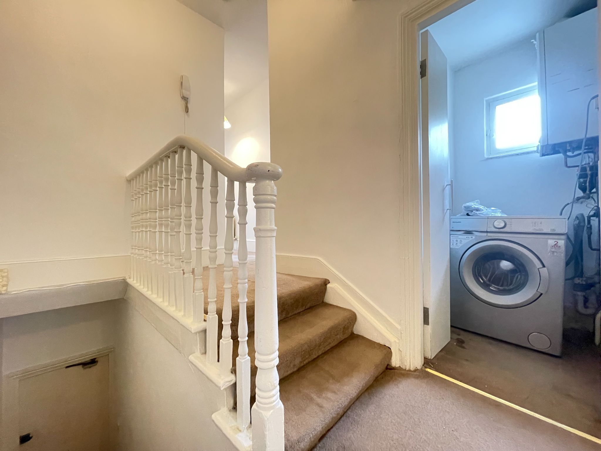 2 bedroom flat flat/apartment To Let in London - Photograph 10