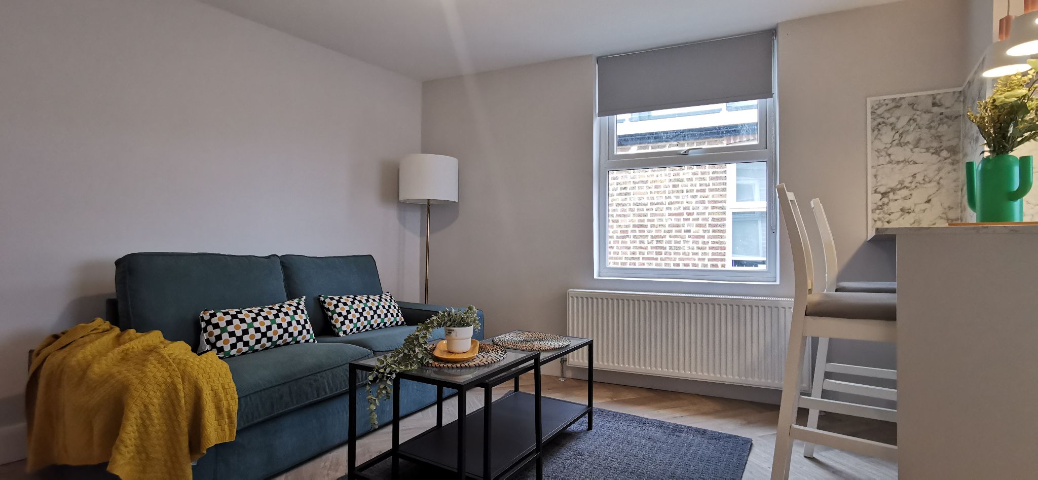 2 bedroom flat flat/apartment Let in Willesden Green - Photograph 3