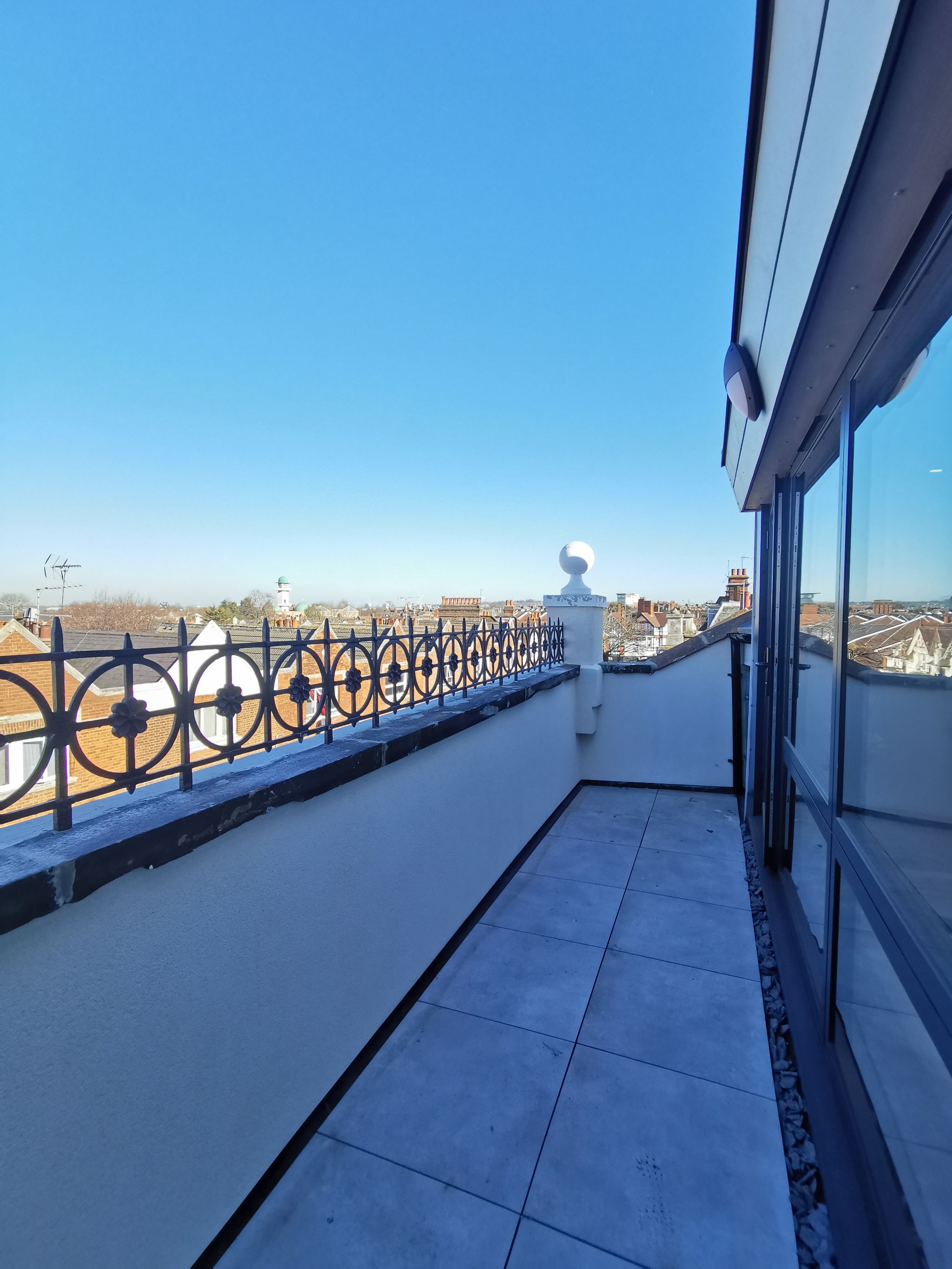 1 bedroom apartment flat/apartment To Let in Willesden Green - Photograph 7