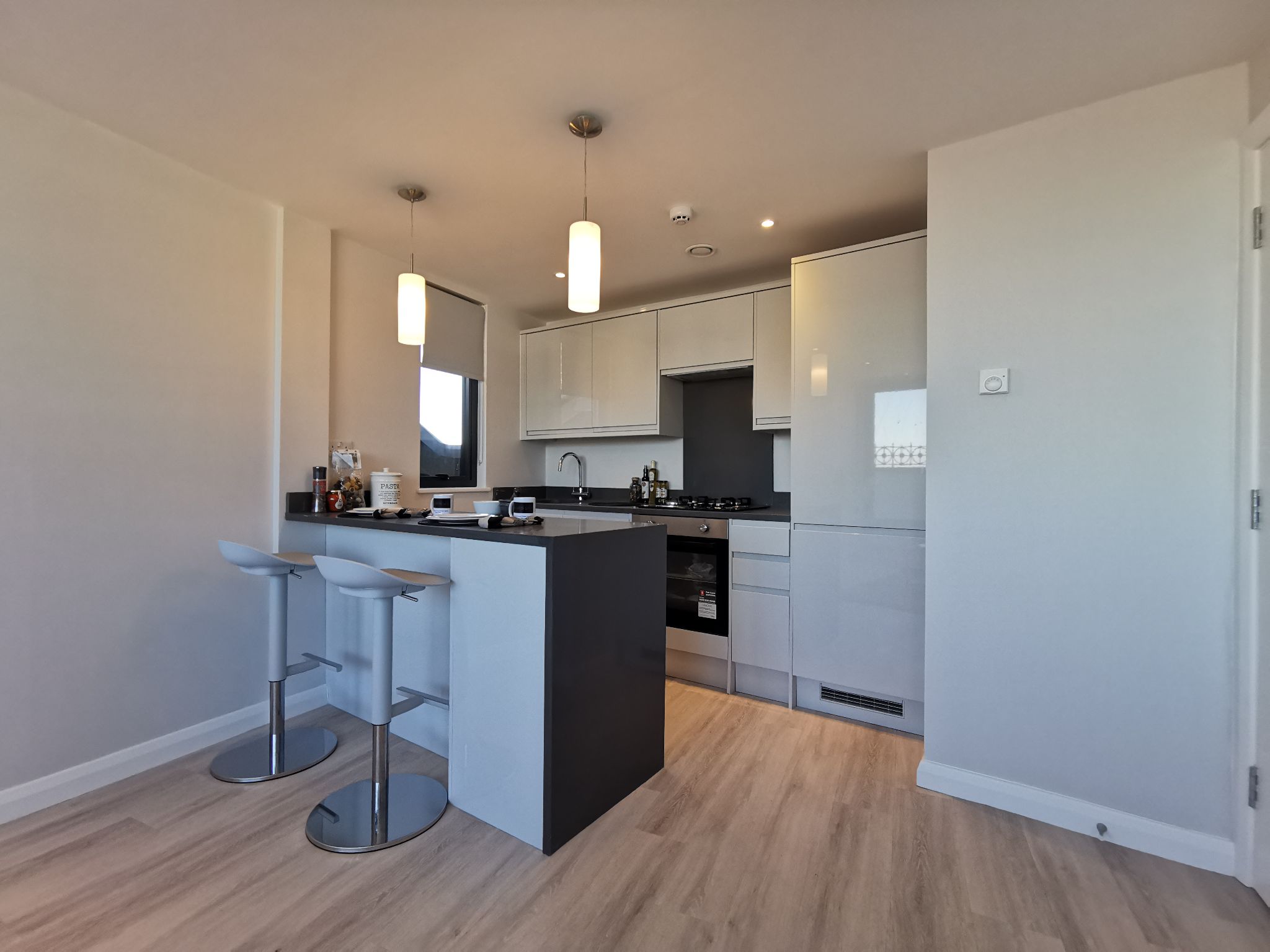1 bedroom apartment flat/apartment To Let in Willesden Green - Photograph 9