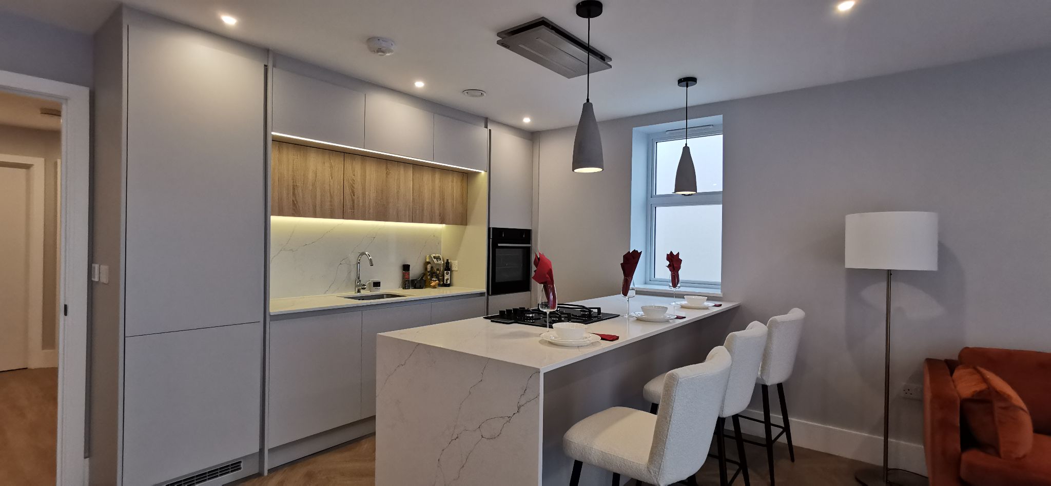 2 bedroom apartment flat/apartment To Let in London - Photograph 9