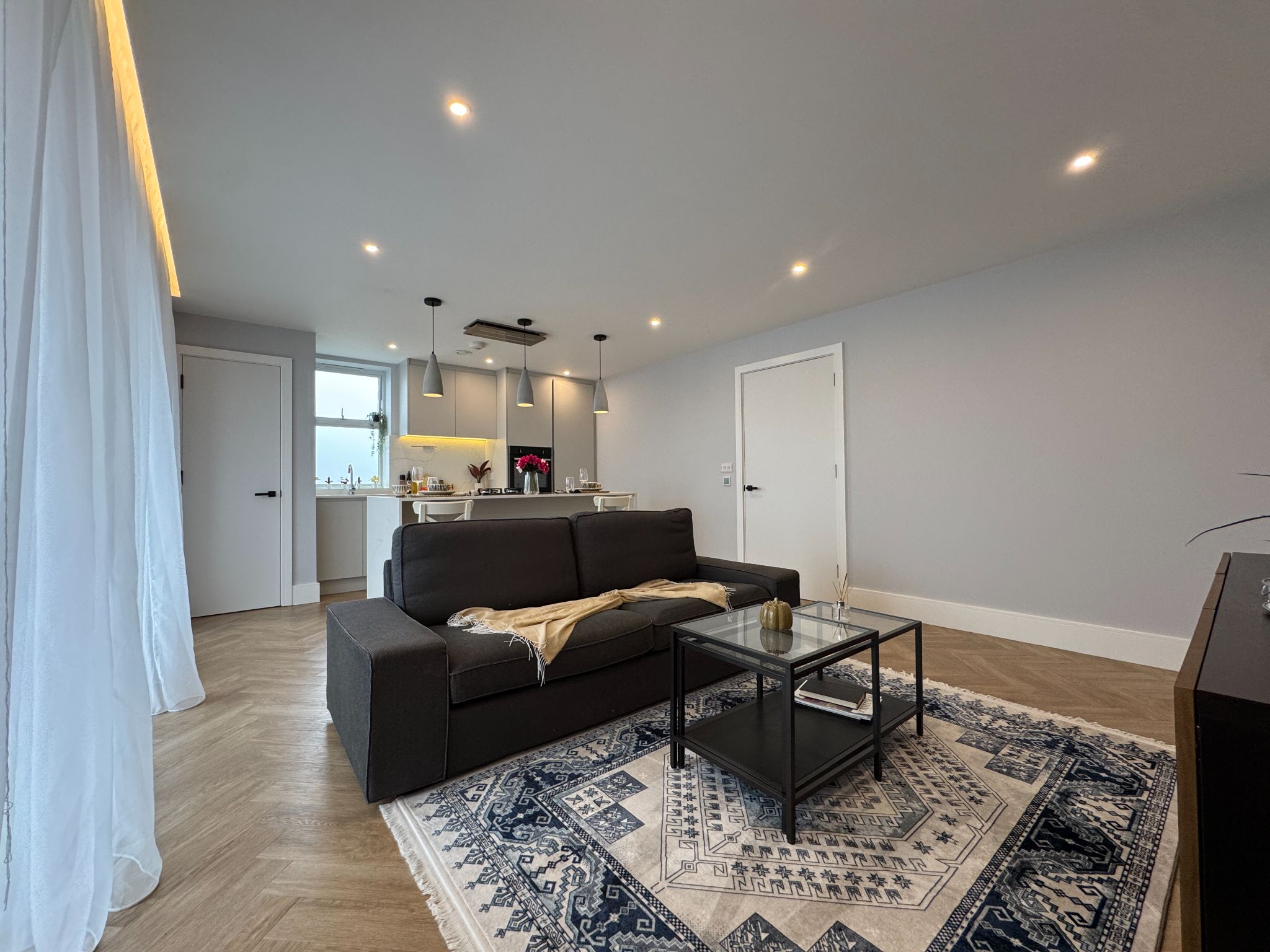 1 bedroom apartment flat/apartment To Let in Kenton - Photograph 8